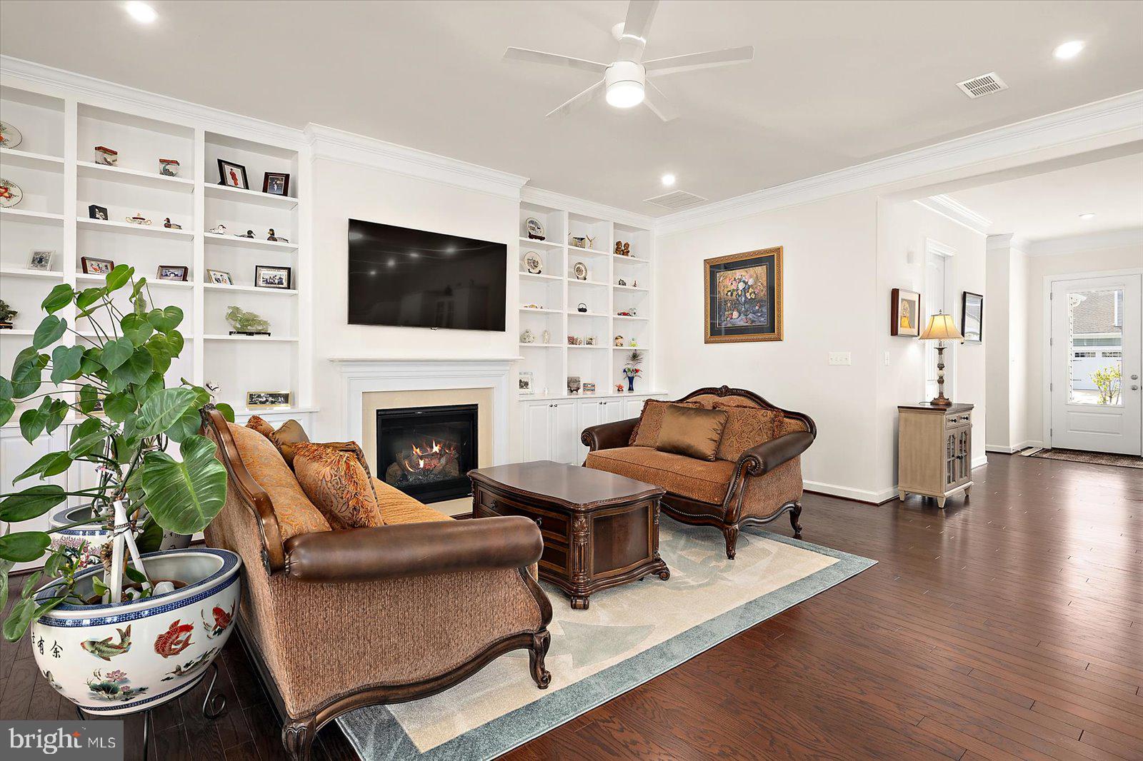 OCEAN VIEW BEACH CLUB - Residential