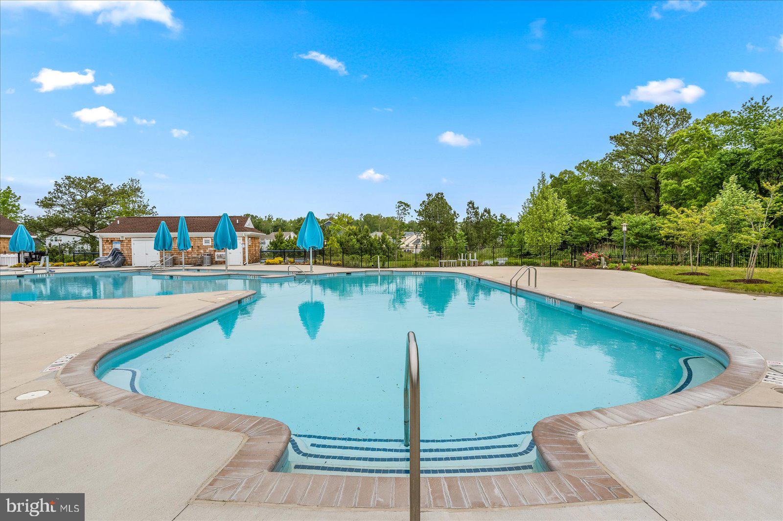 OCEAN VIEW BEACH CLUB - Residential