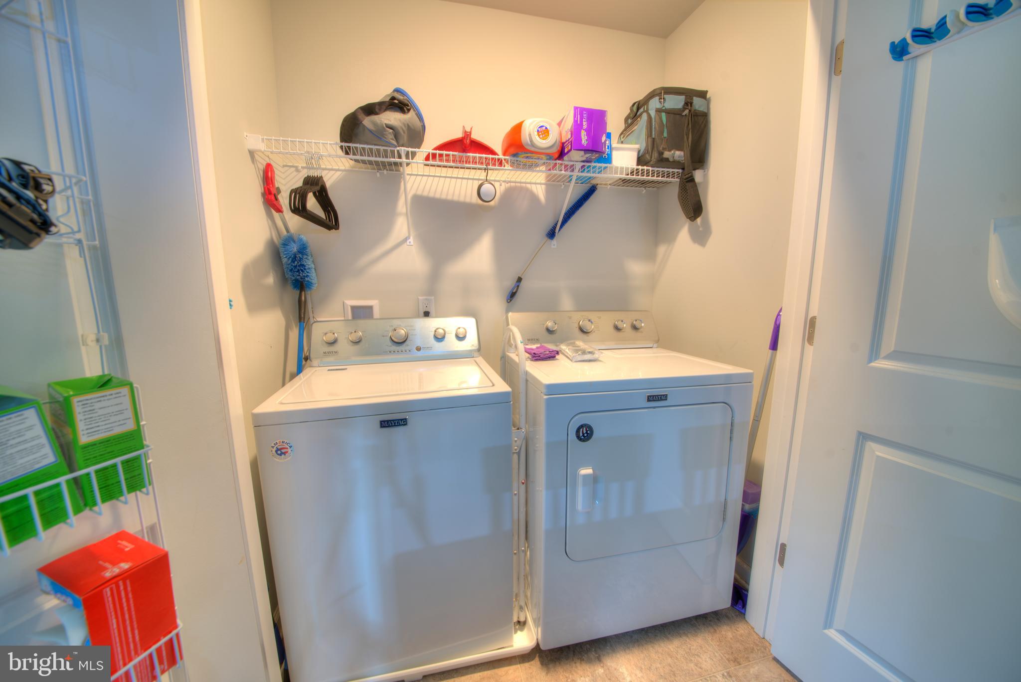 OAK GROVE ESTATES - Residential