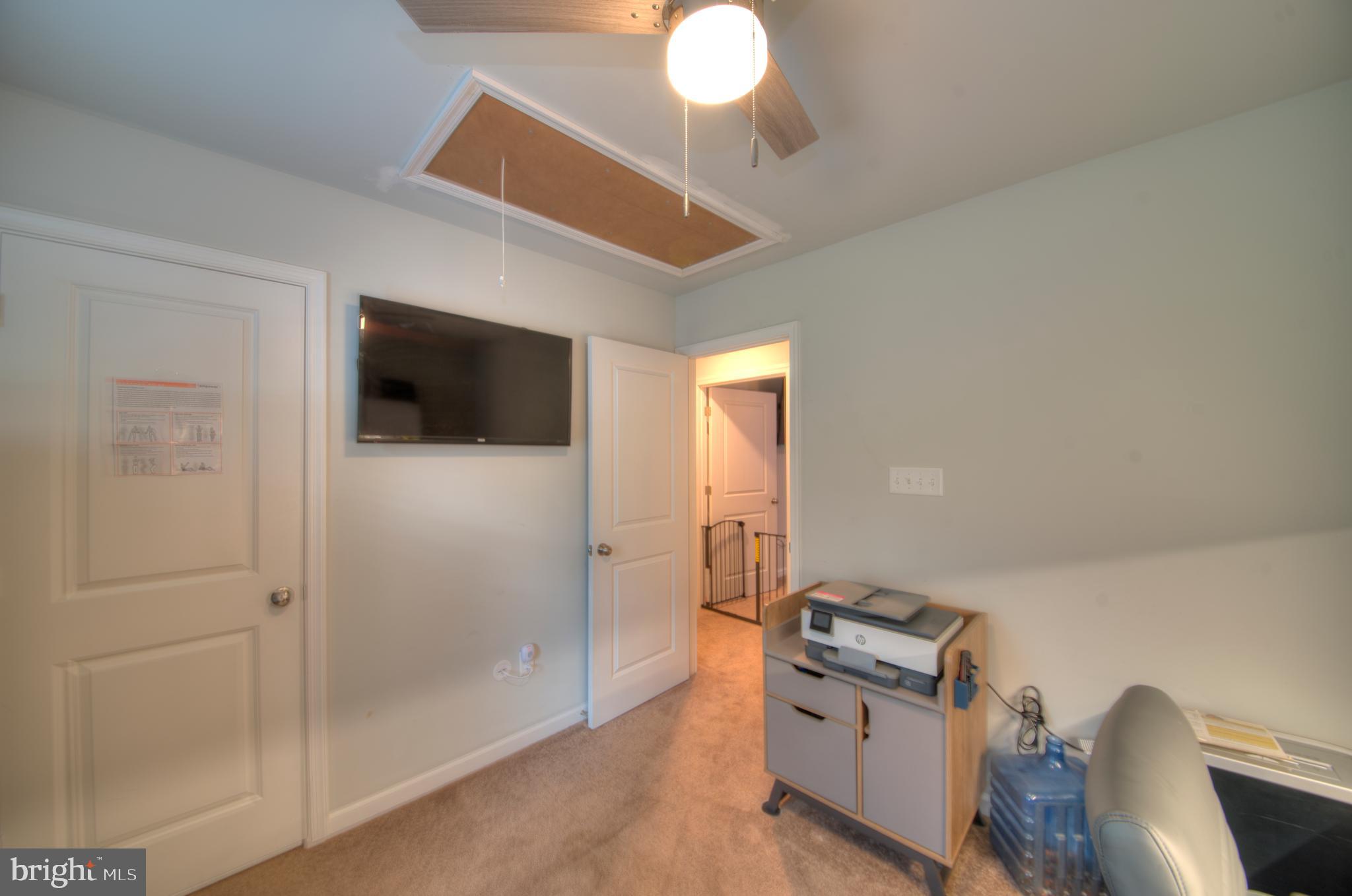 OAK GROVE ESTATES - Residential