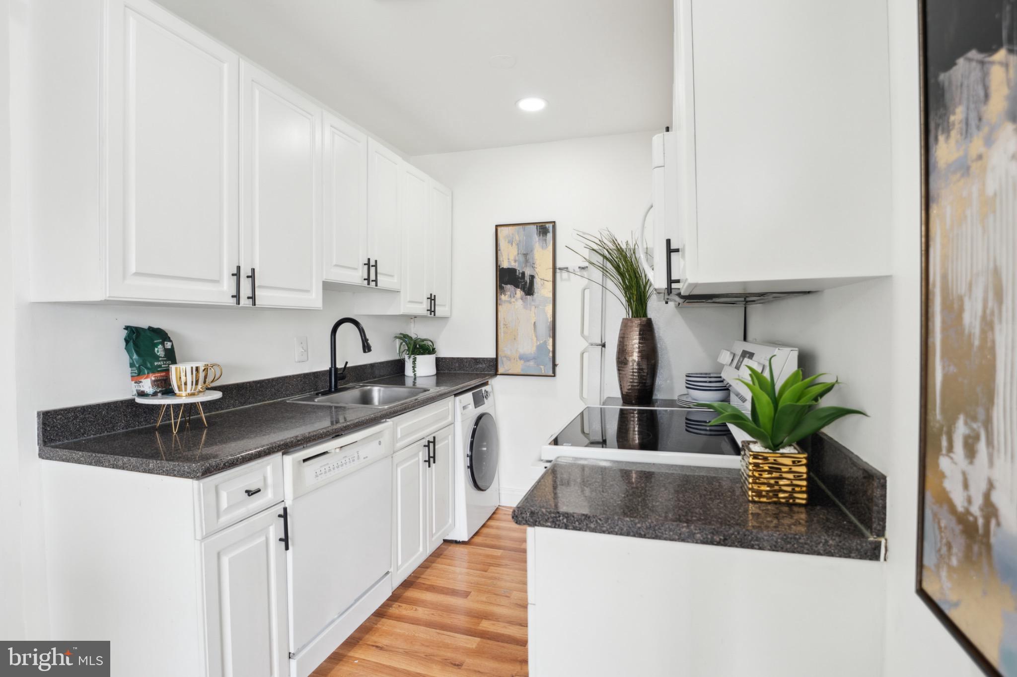 THE FAIRMONT 1005 CONDO - Residential Lease