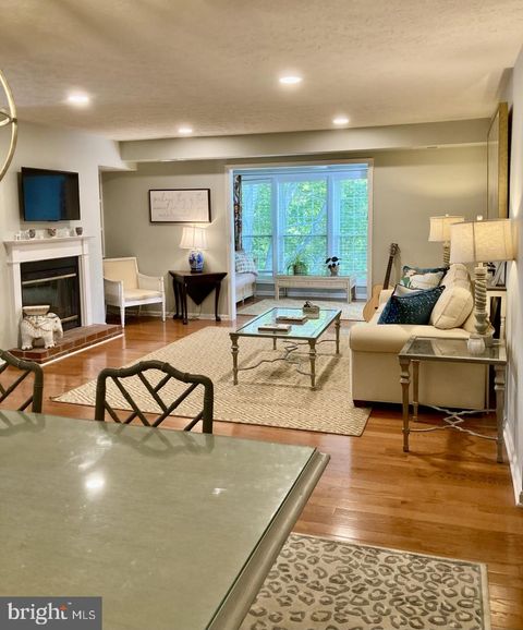 Property photo of 10087 Oakton Terrace Road, Oakton, VA 22124