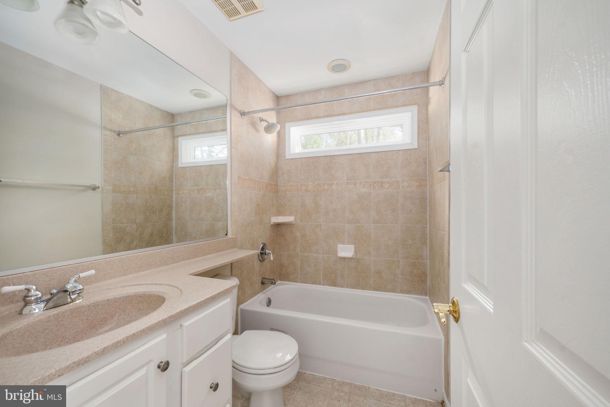 LAKE OF THE WOODS - Residential