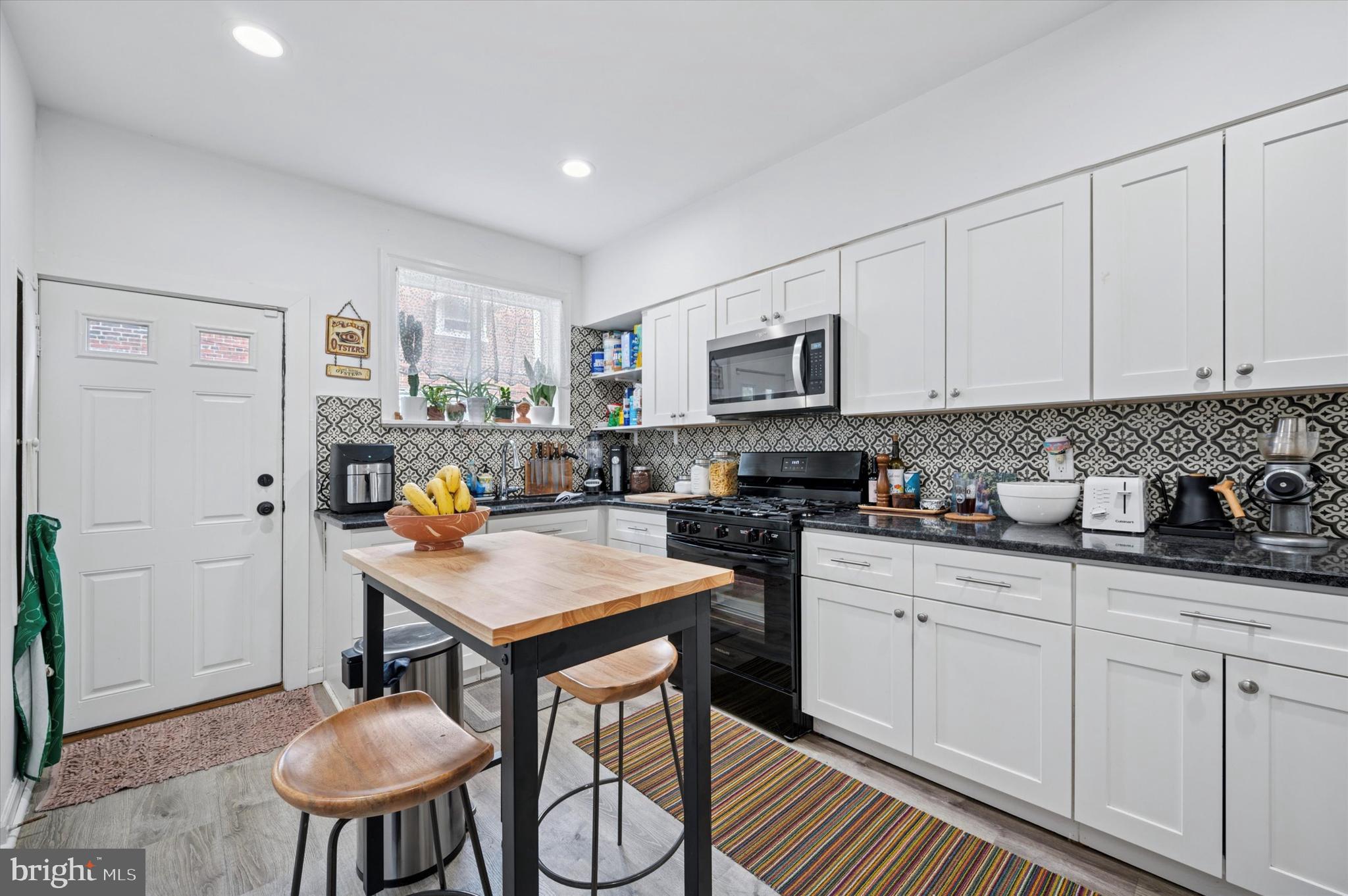 PORT RICHMOND - Residential