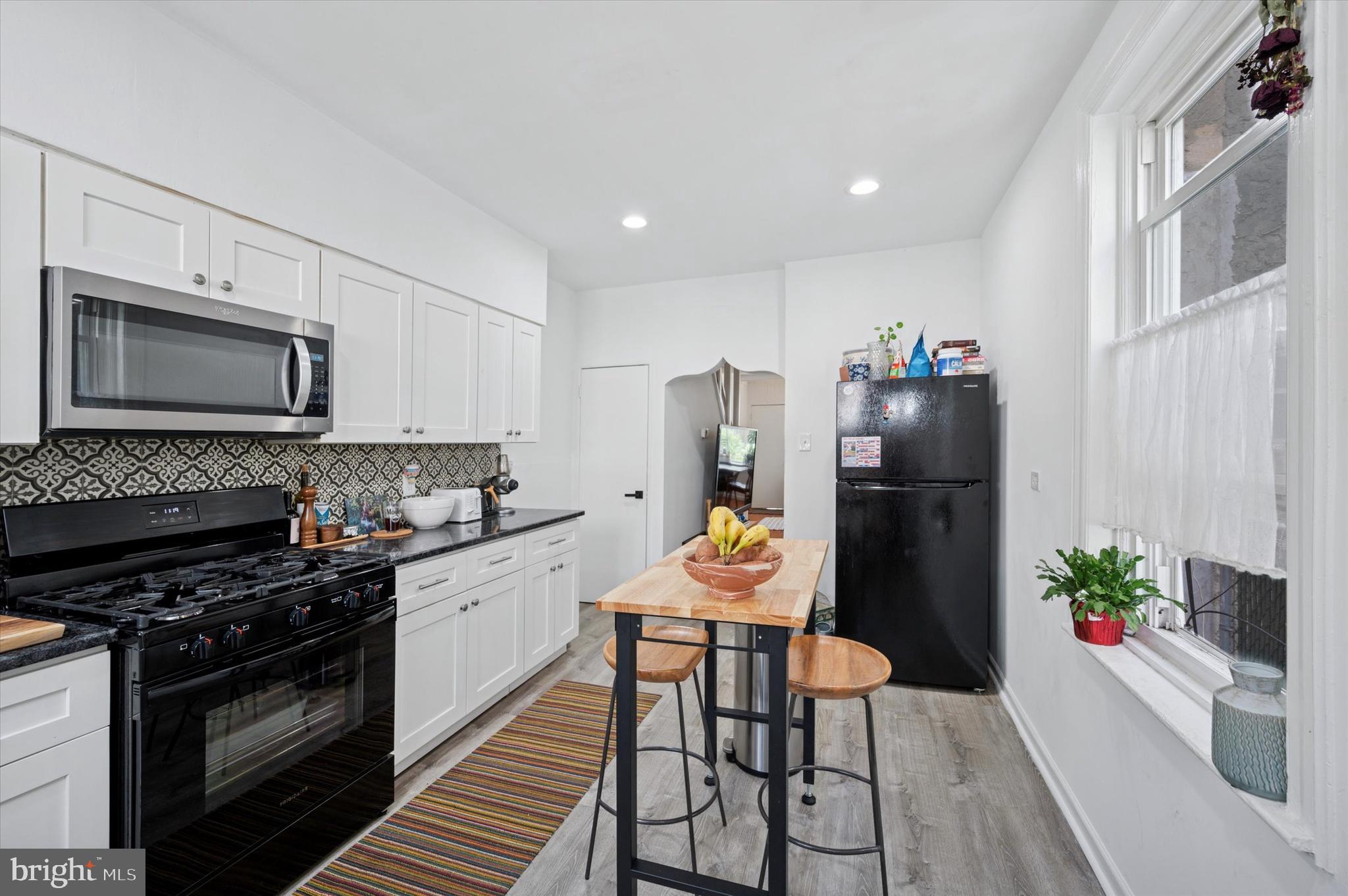 PORT RICHMOND - Residential