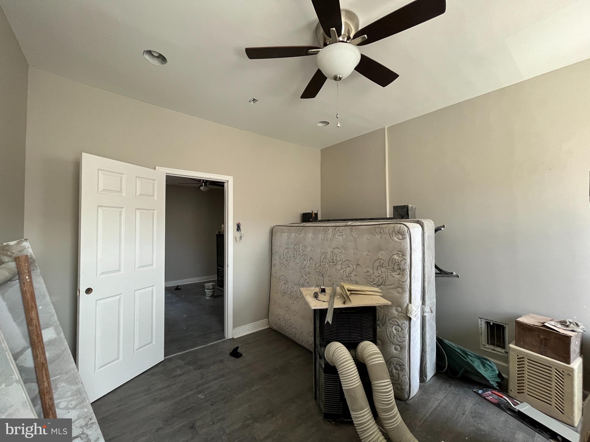 MILTON-MONTFORD - Residential