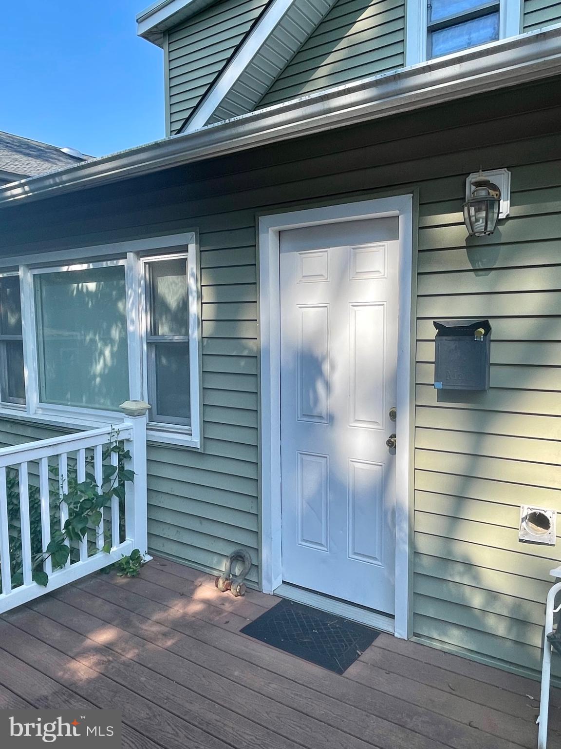 16 EVERGREEN LANE FLOOR 2