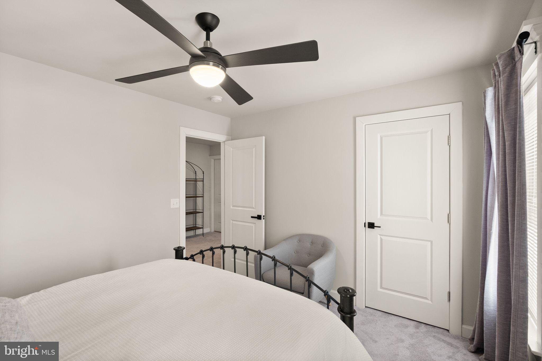 VILLAS AT SALEM CHURCH - Residential