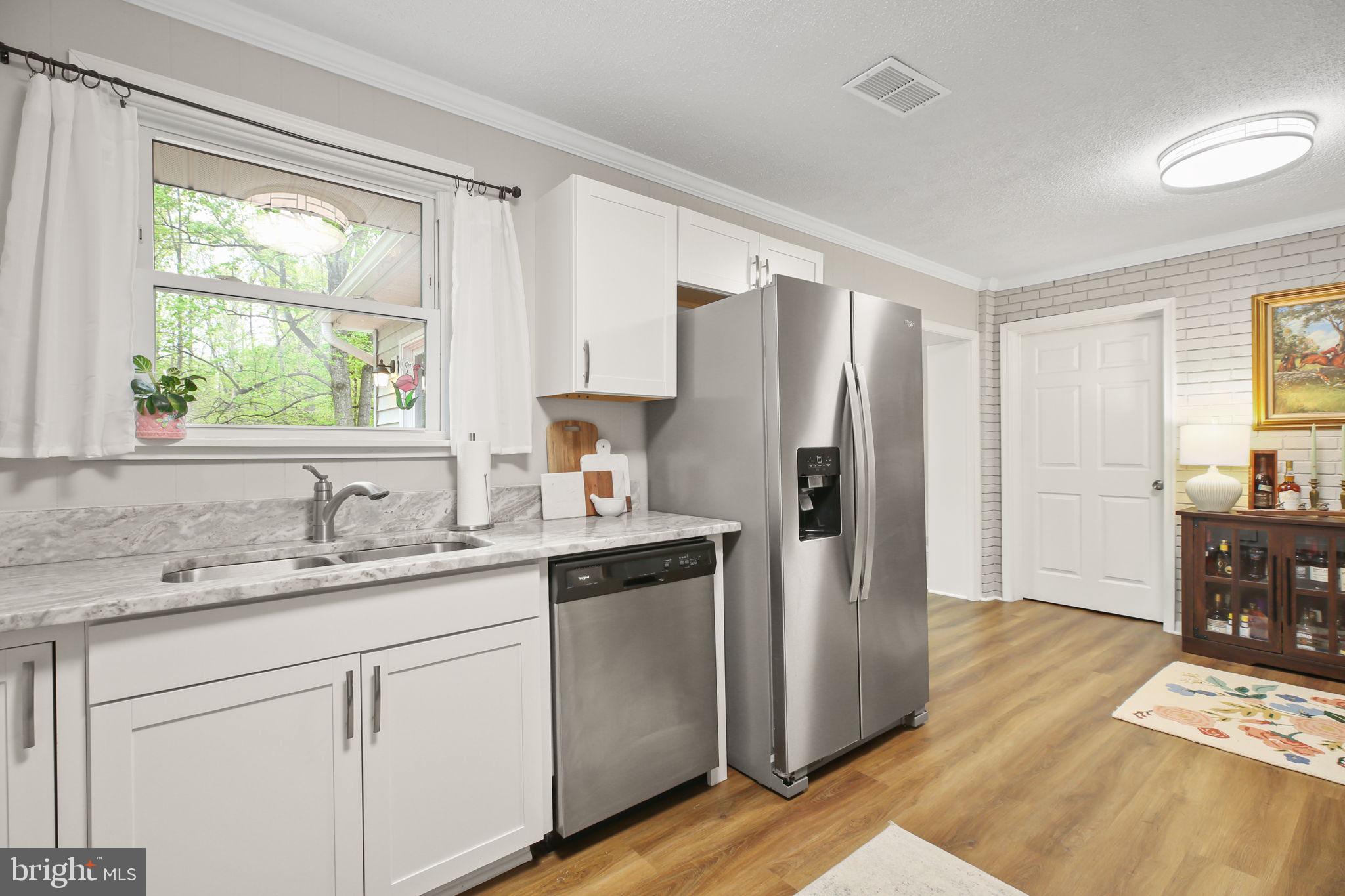 LAKE WILDERNESS - Residential