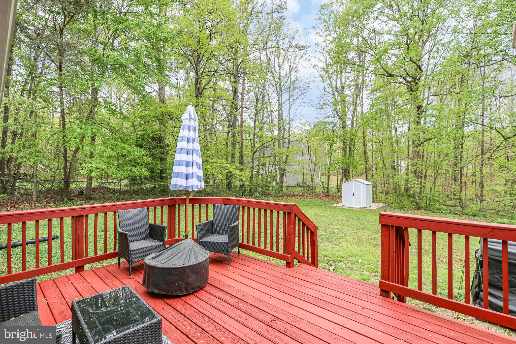 LAKE WILDERNESS - Residential