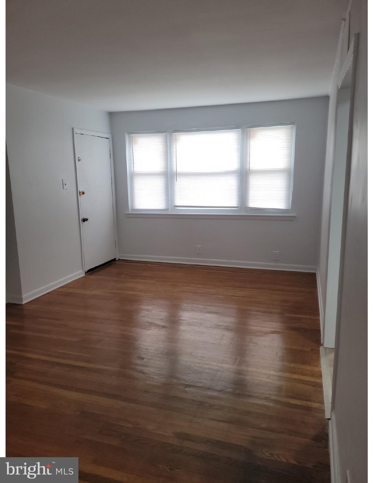 WEST OAK LANE - Residential Lease