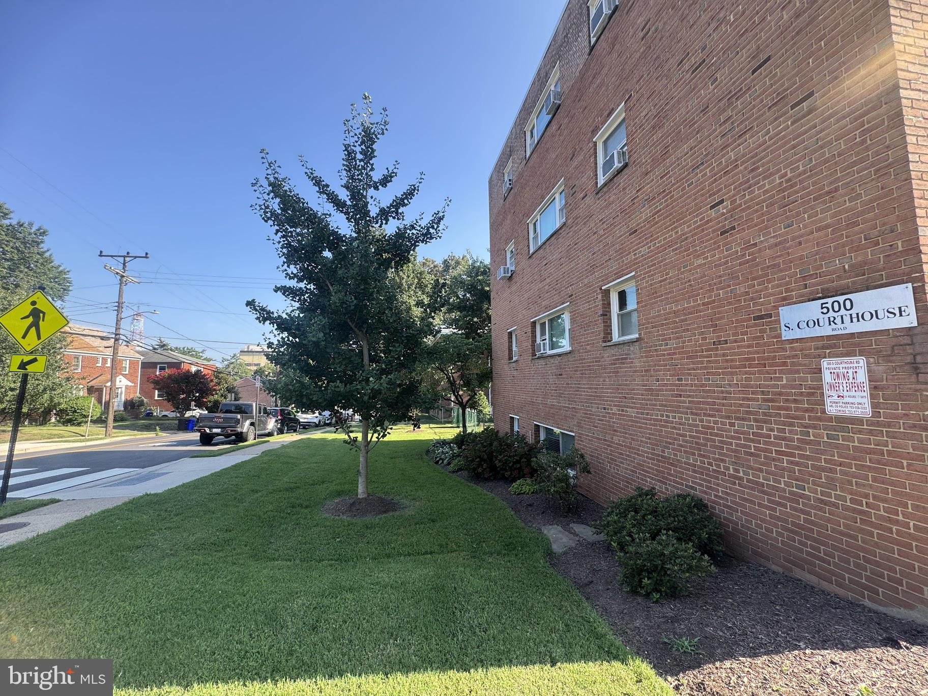500 S COURTHOUSE ROAD 6