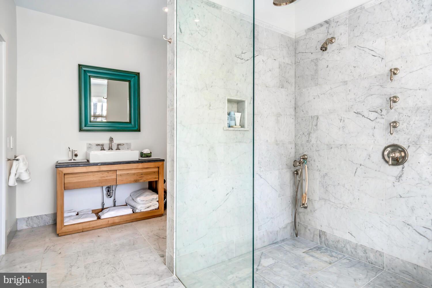 COOKE'S HOPE - Residential