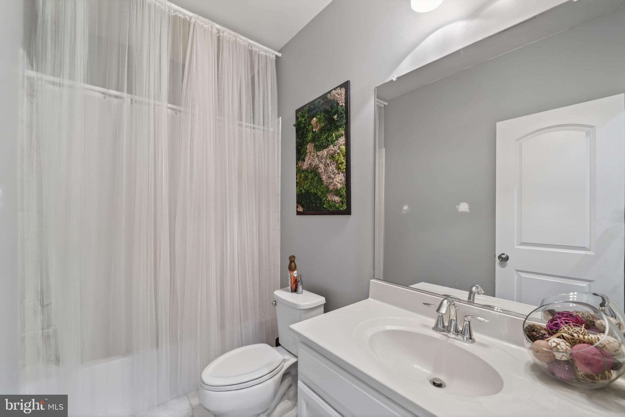 WOODMORE TOWNE CENTRE - Residential