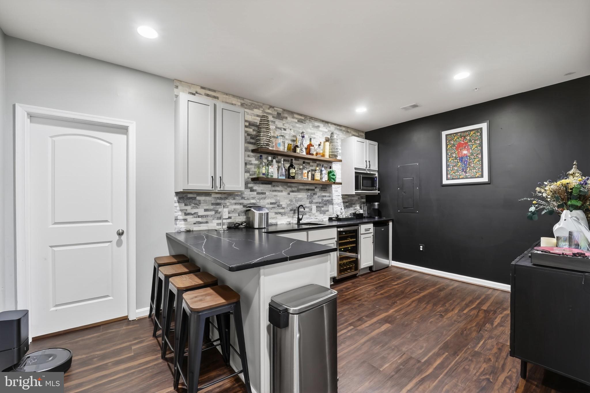 WOODMORE TOWNE CENTRE - Residential