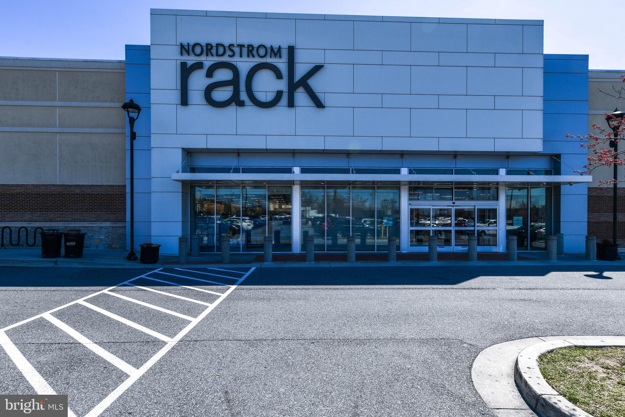 WOODMORE TOWNE CENTRE - Residential