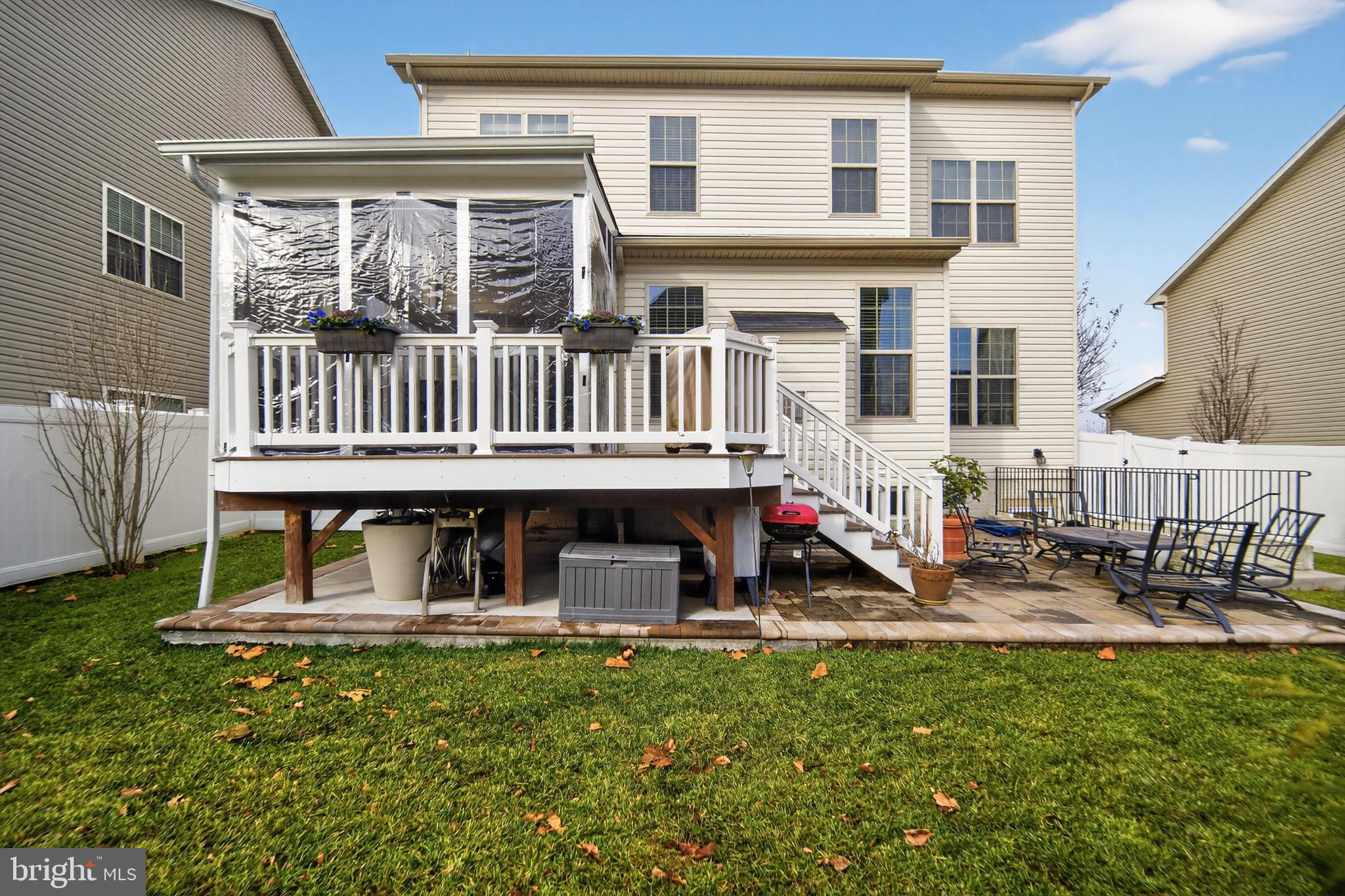 WOODMORE TOWNE CENTRE - Residential