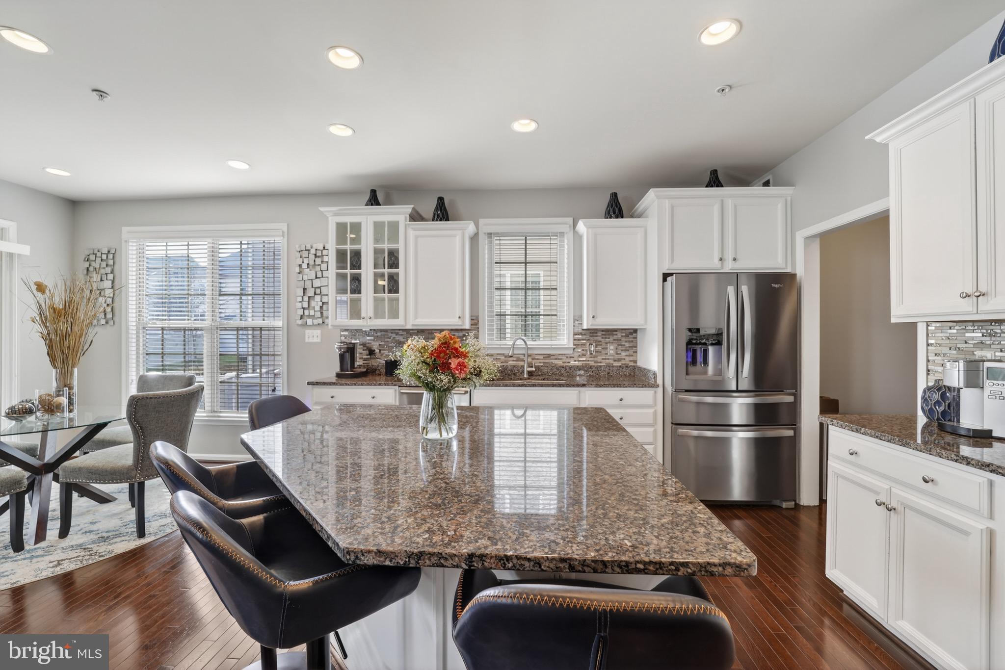 WOODMORE TOWNE CENTRE - Residential