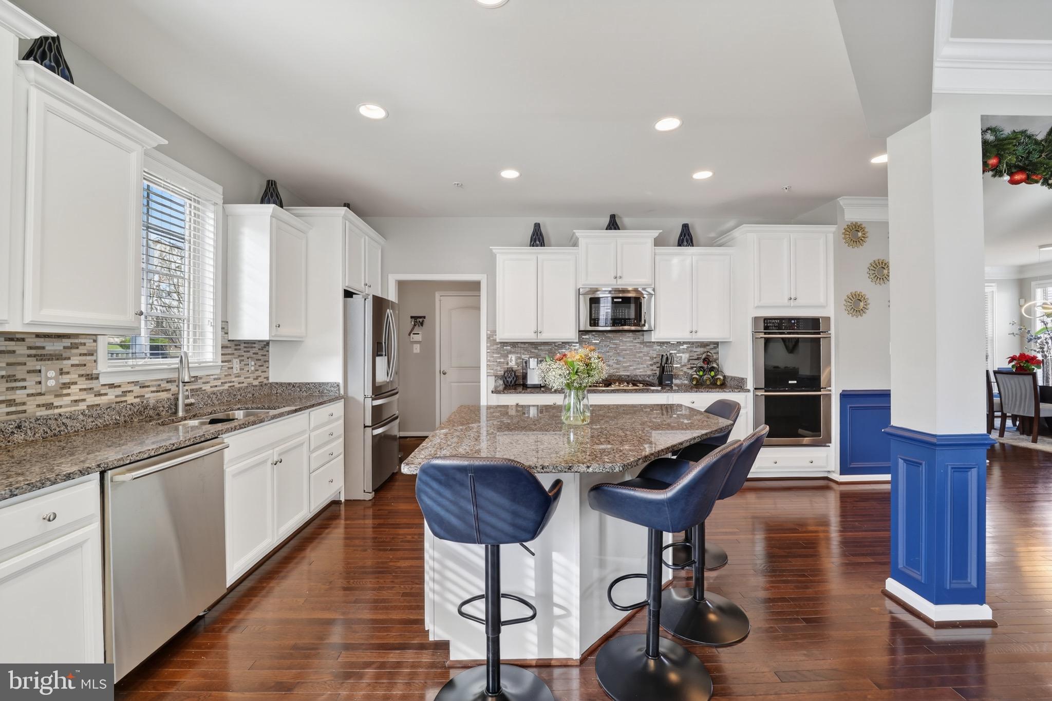 WOODMORE TOWNE CENTRE - Residential