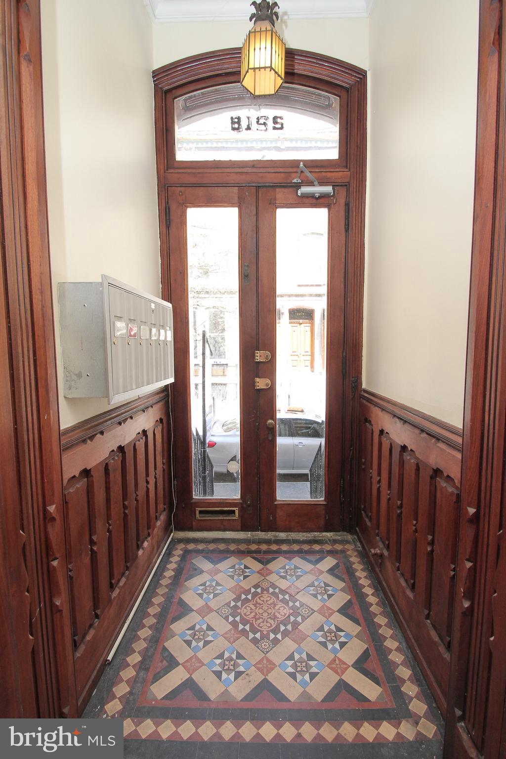 RITTENHOUSE SQUARE - Residential Lease