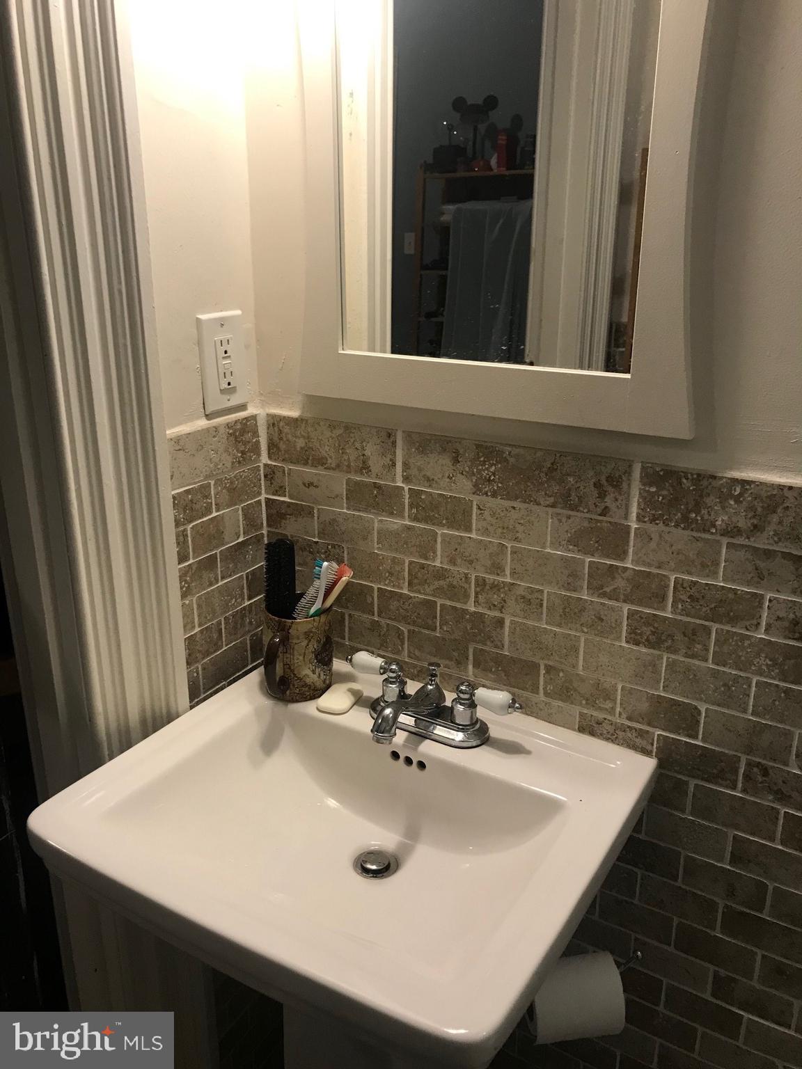 RITTENHOUSE SQUARE - Residential Lease