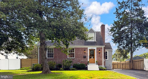 Photo of 6709 Jefferson Avenue, FALLS CHURCH, VA 22042 (MLS # VAFX2344404)
