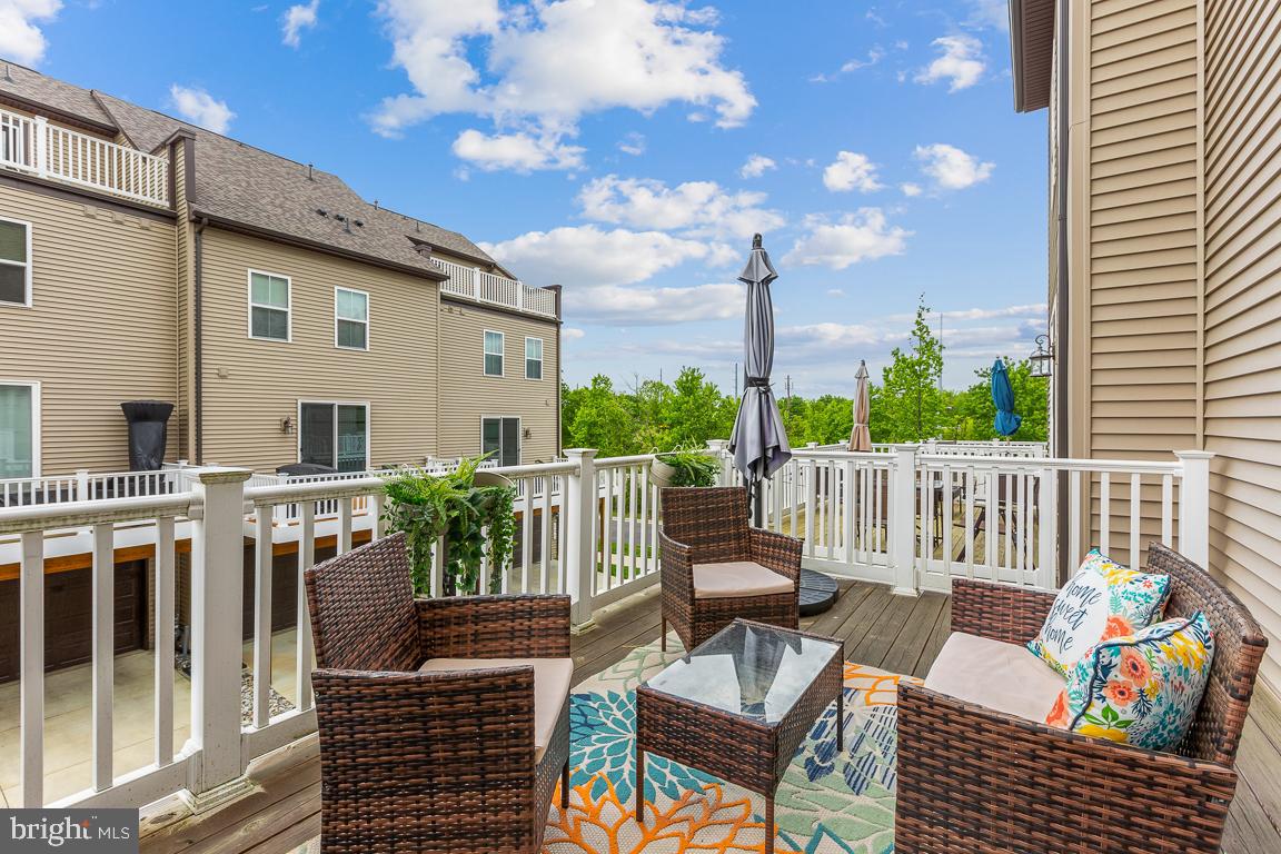 CAPITAL COURT - Residential Lease