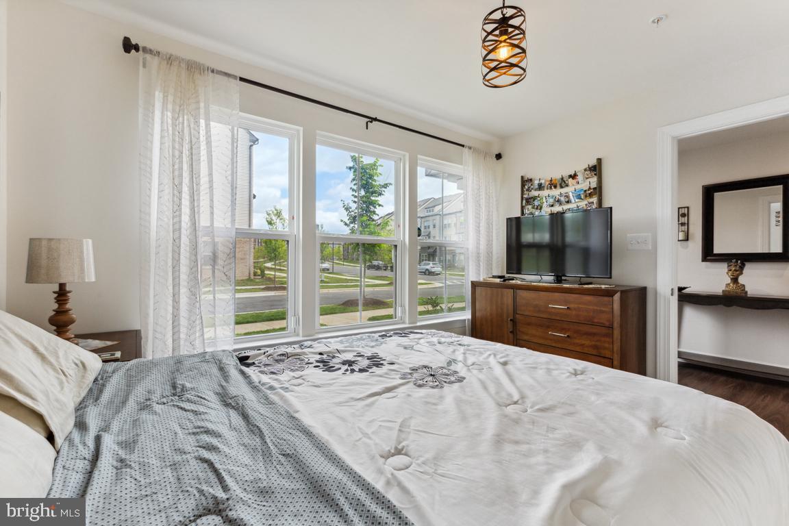 CAPITAL COURT - Residential Lease