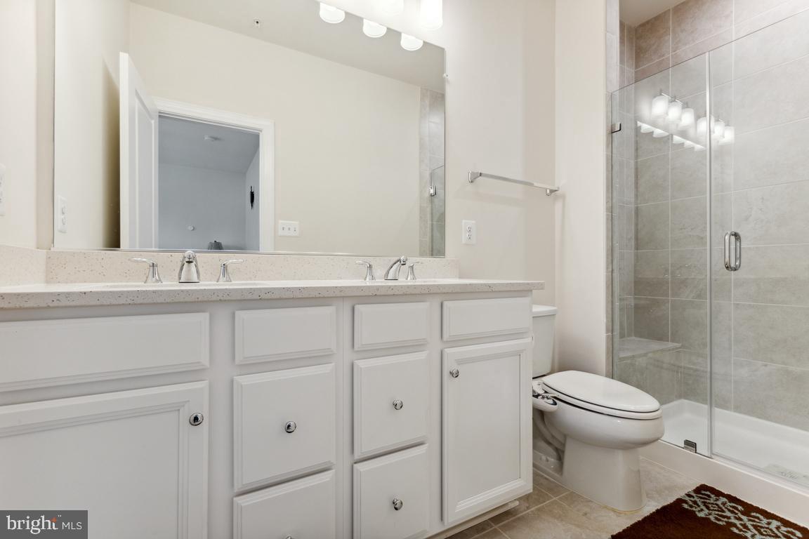 CAPITAL COURT - Residential Lease