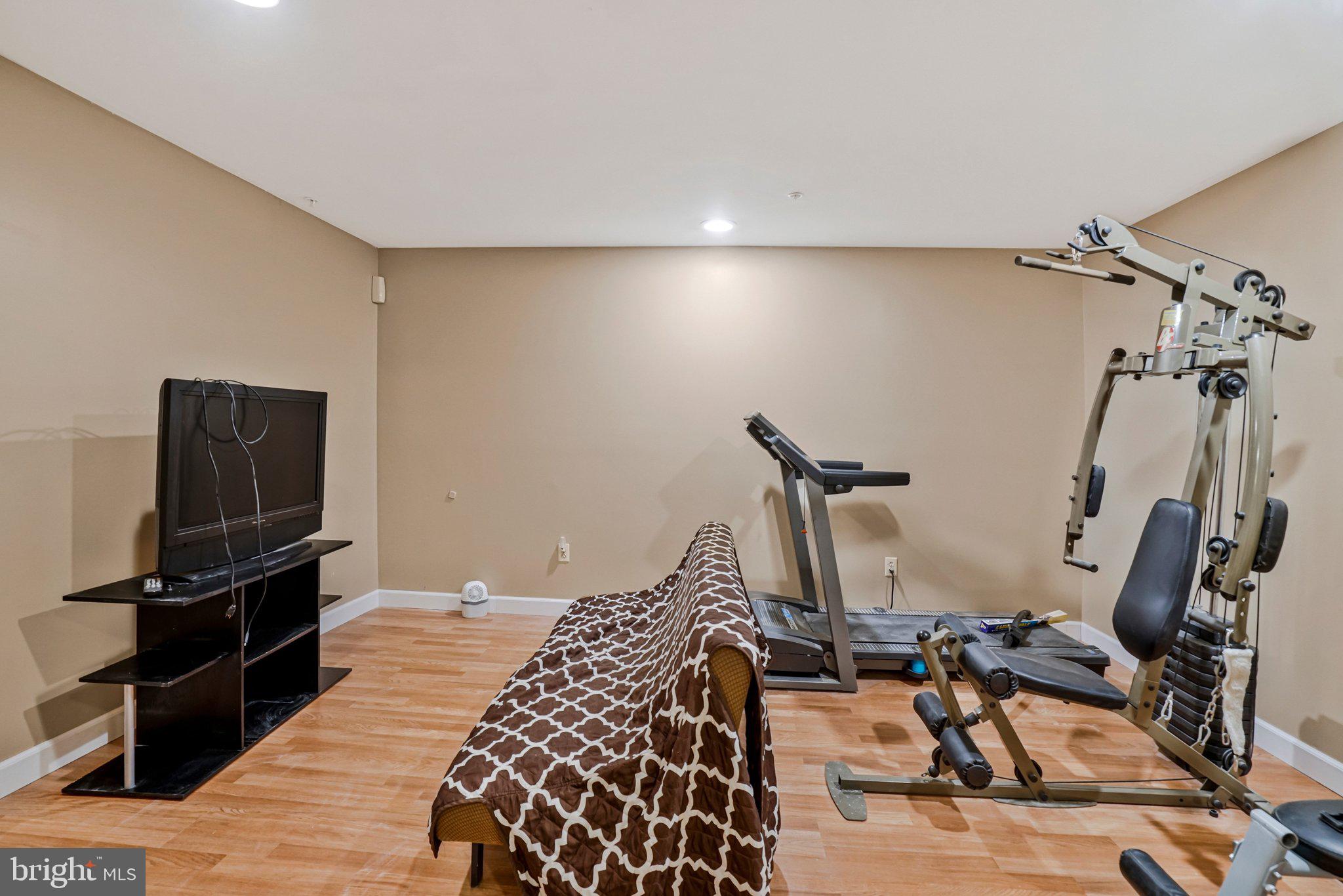 MELWOOD SPRINGS- PLAT 6 - Residential