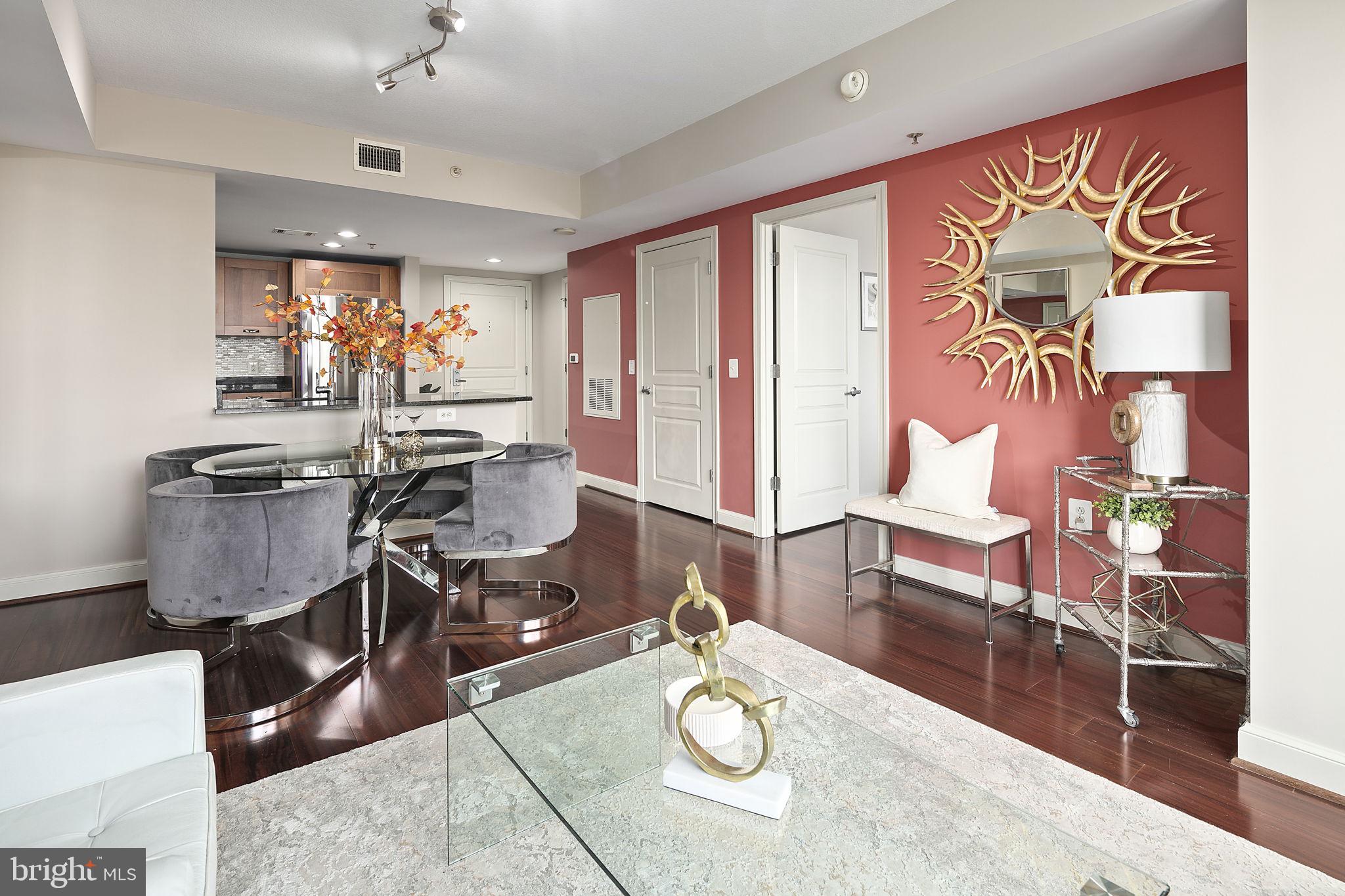 MIDTOWN ALEXANDRIA STATION CONDOMINIUM - Residential Lease