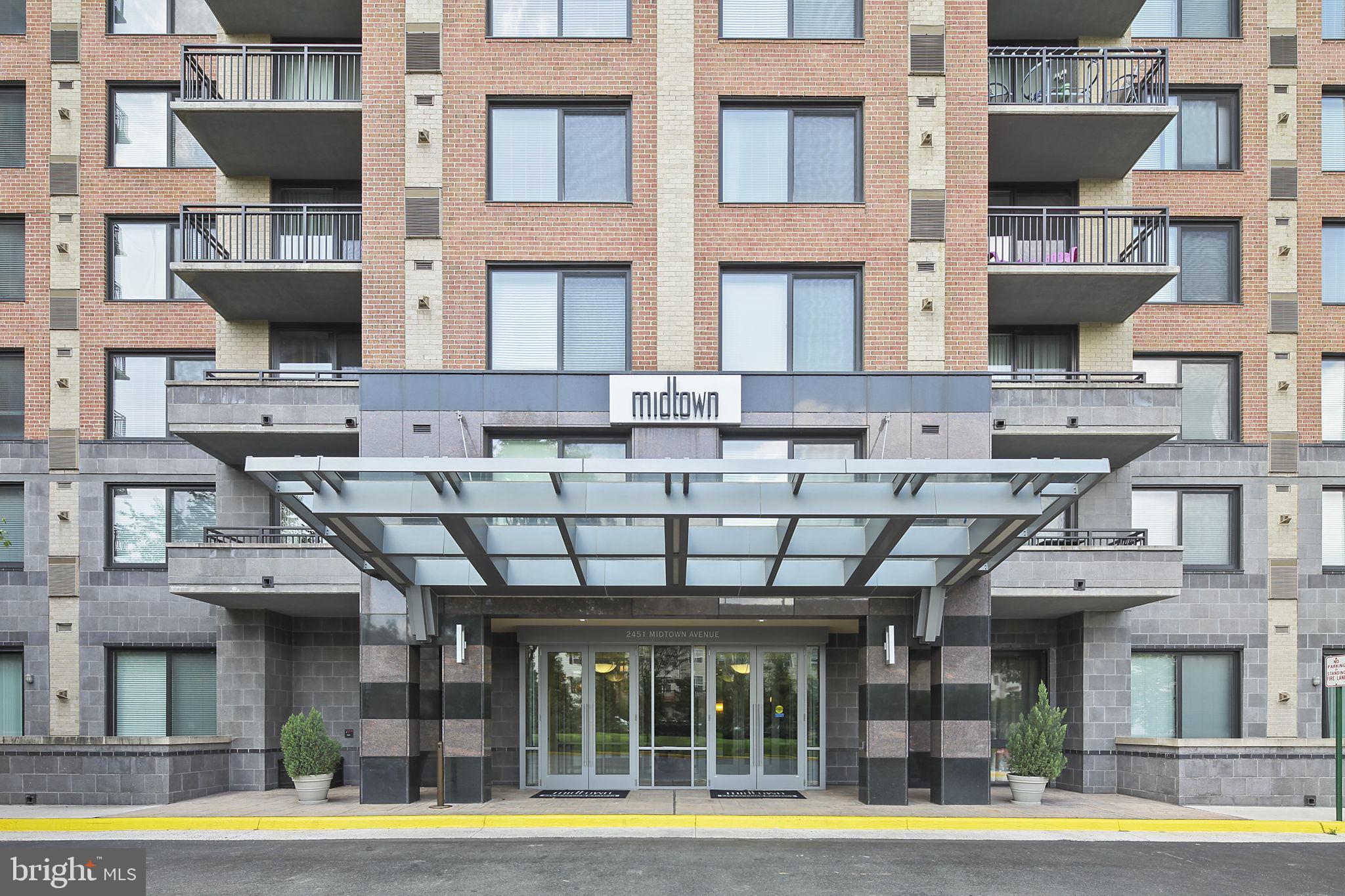 MIDTOWN ALEXANDRIA STATION CONDOMINIUM - Residential Lease