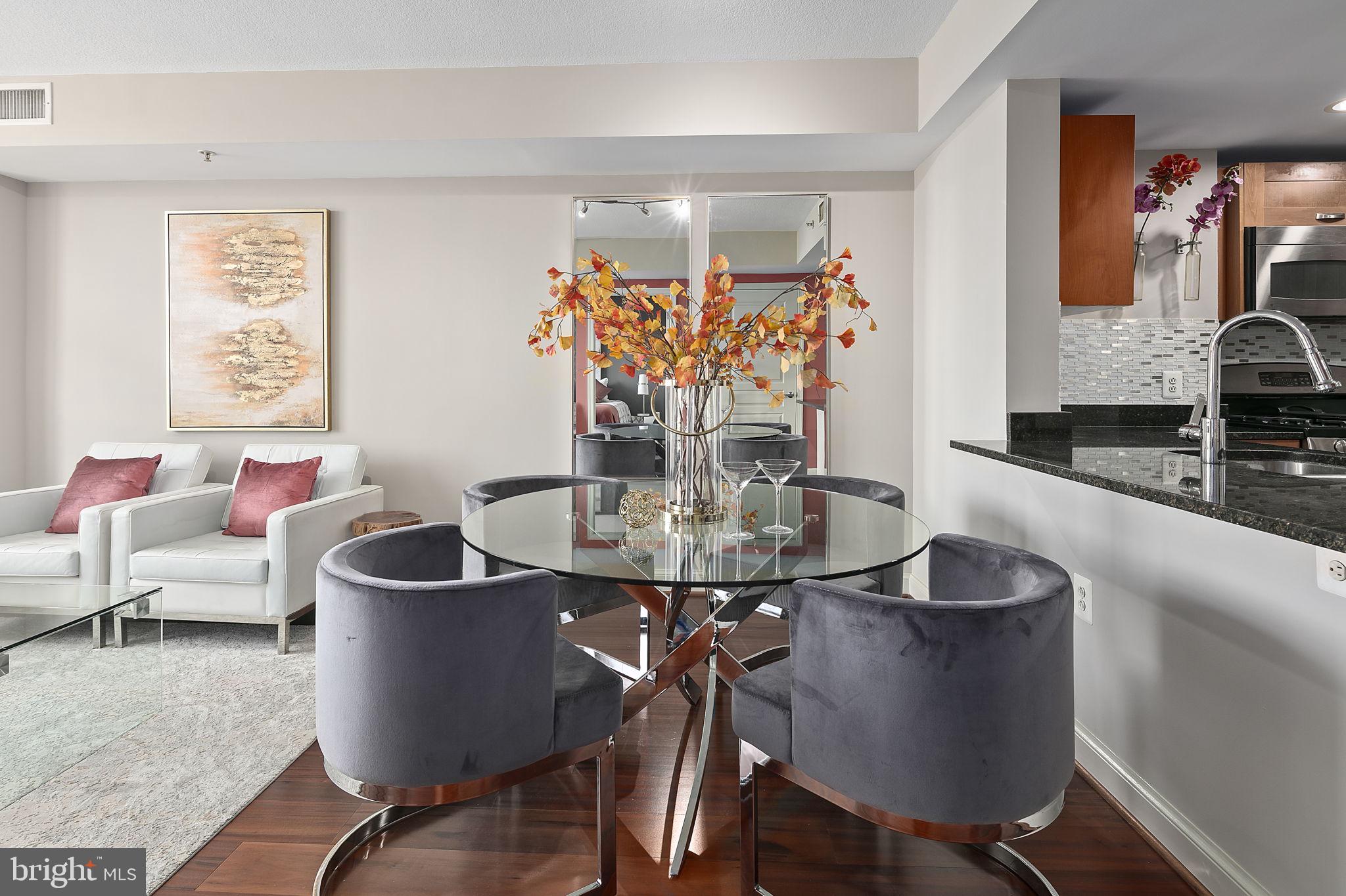 MIDTOWN ALEXANDRIA STATION CONDOMINIUM - Residential Lease