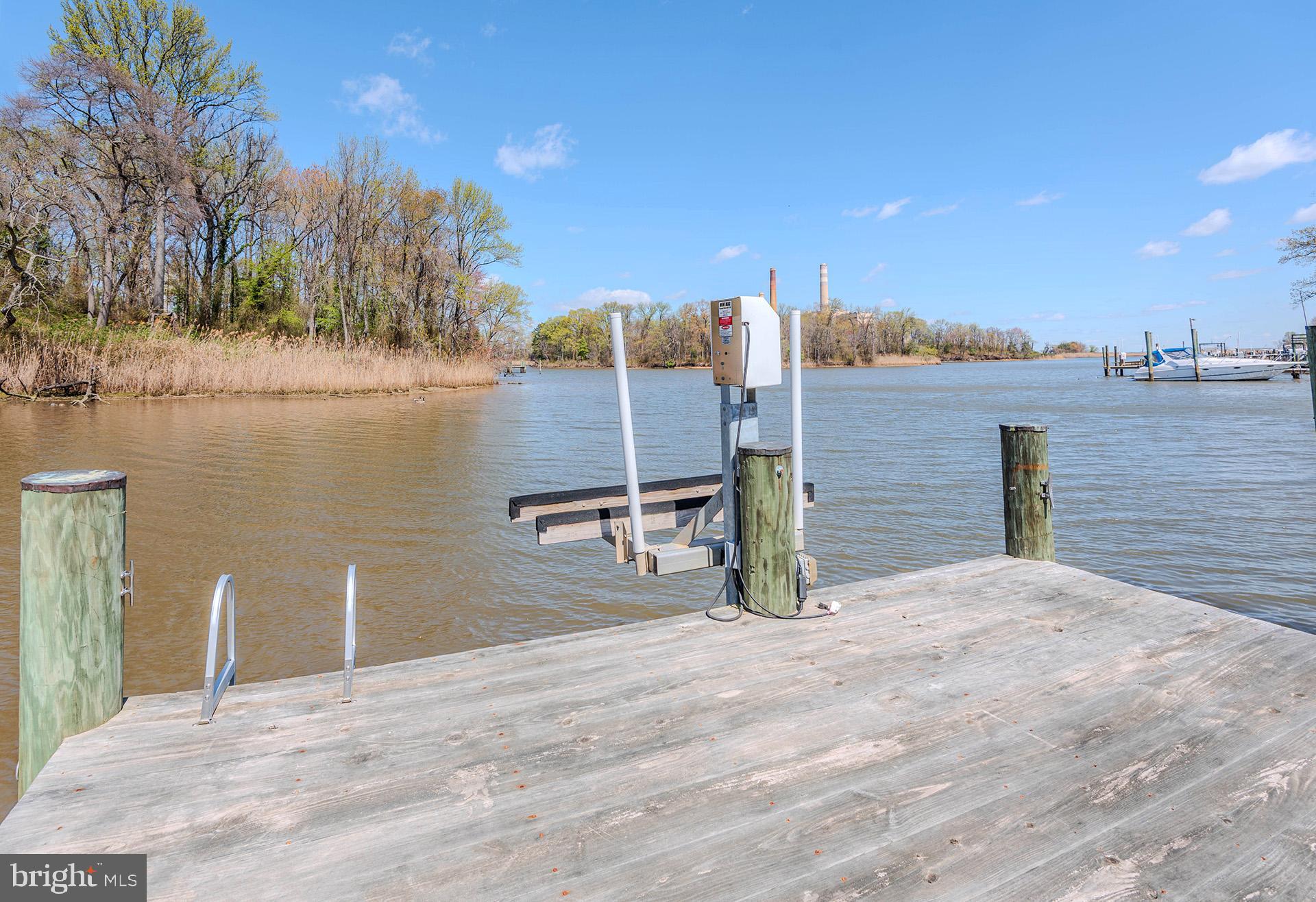708 WATERVIEW