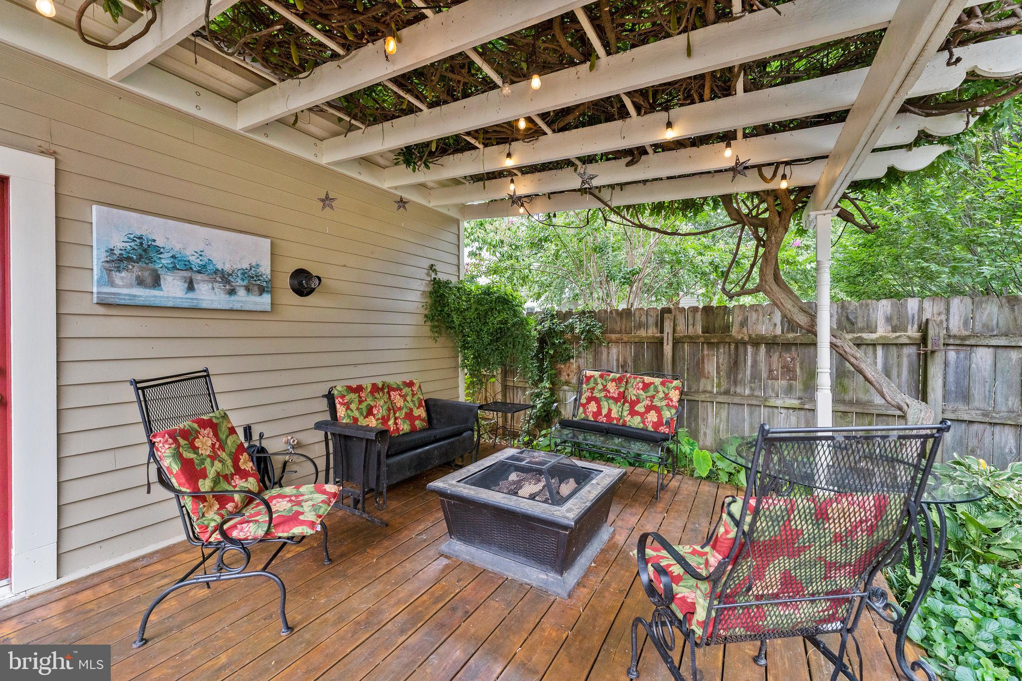 HISTORIC DISTRICT - Residential