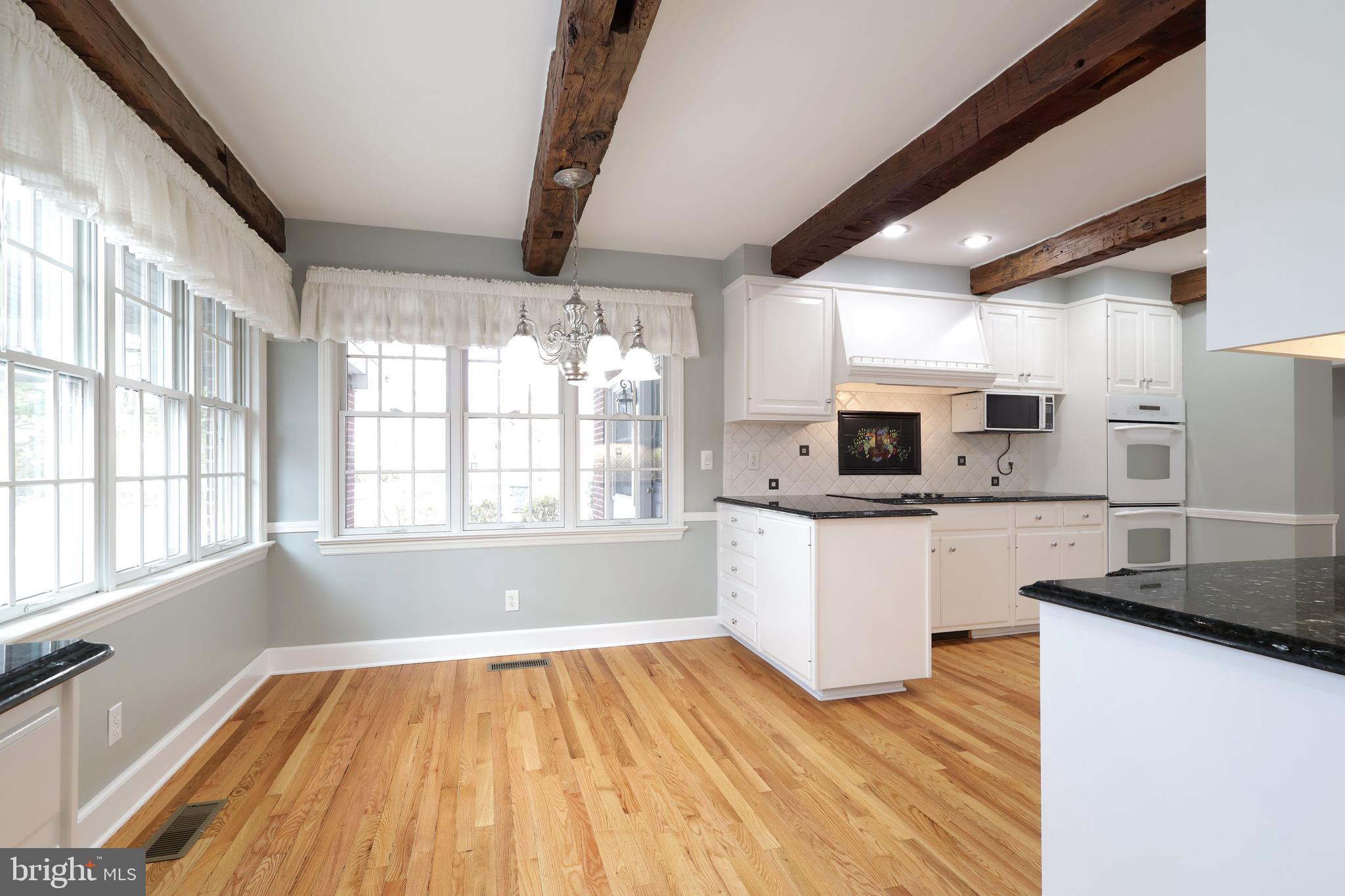 COLLEGE HEIGHTS - Residential