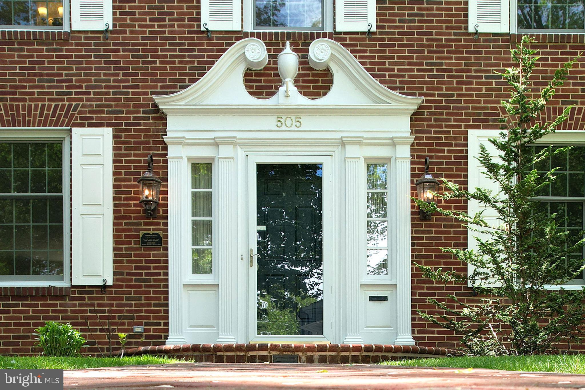 COLLEGE HEIGHTS - Residential