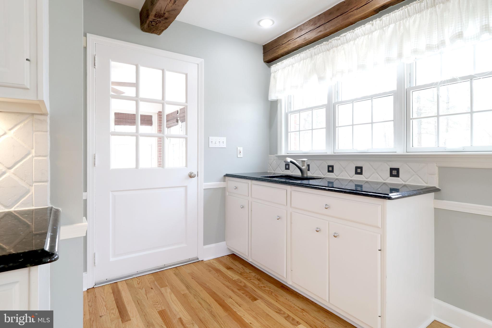 COLLEGE HEIGHTS - Residential