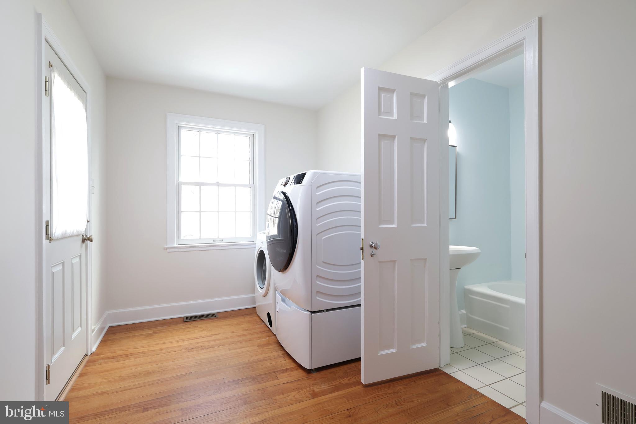 COLLEGE HEIGHTS - Residential