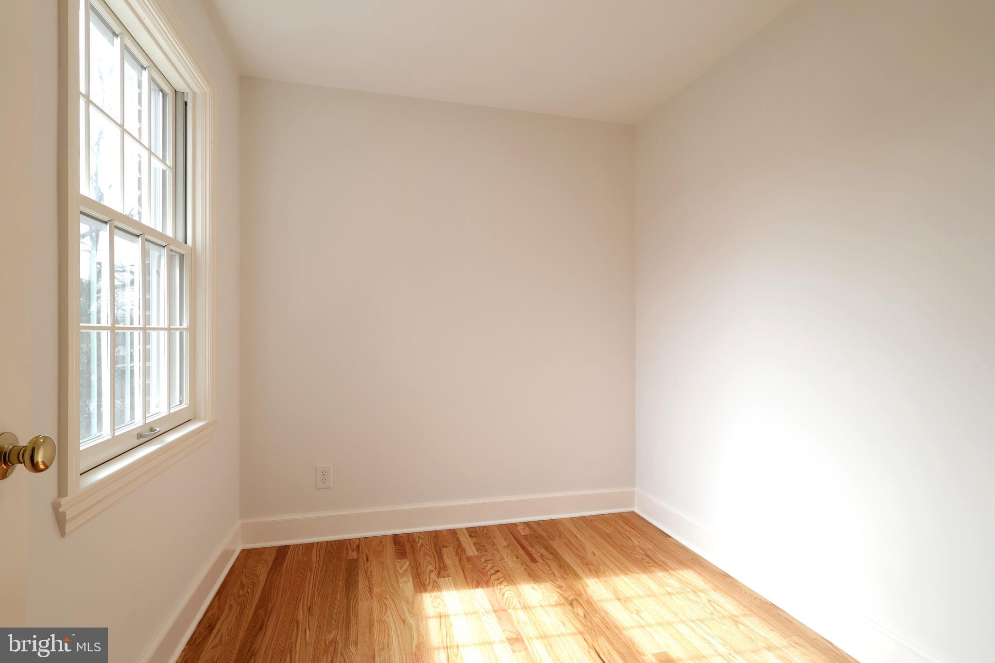 COLLEGE HEIGHTS - Residential