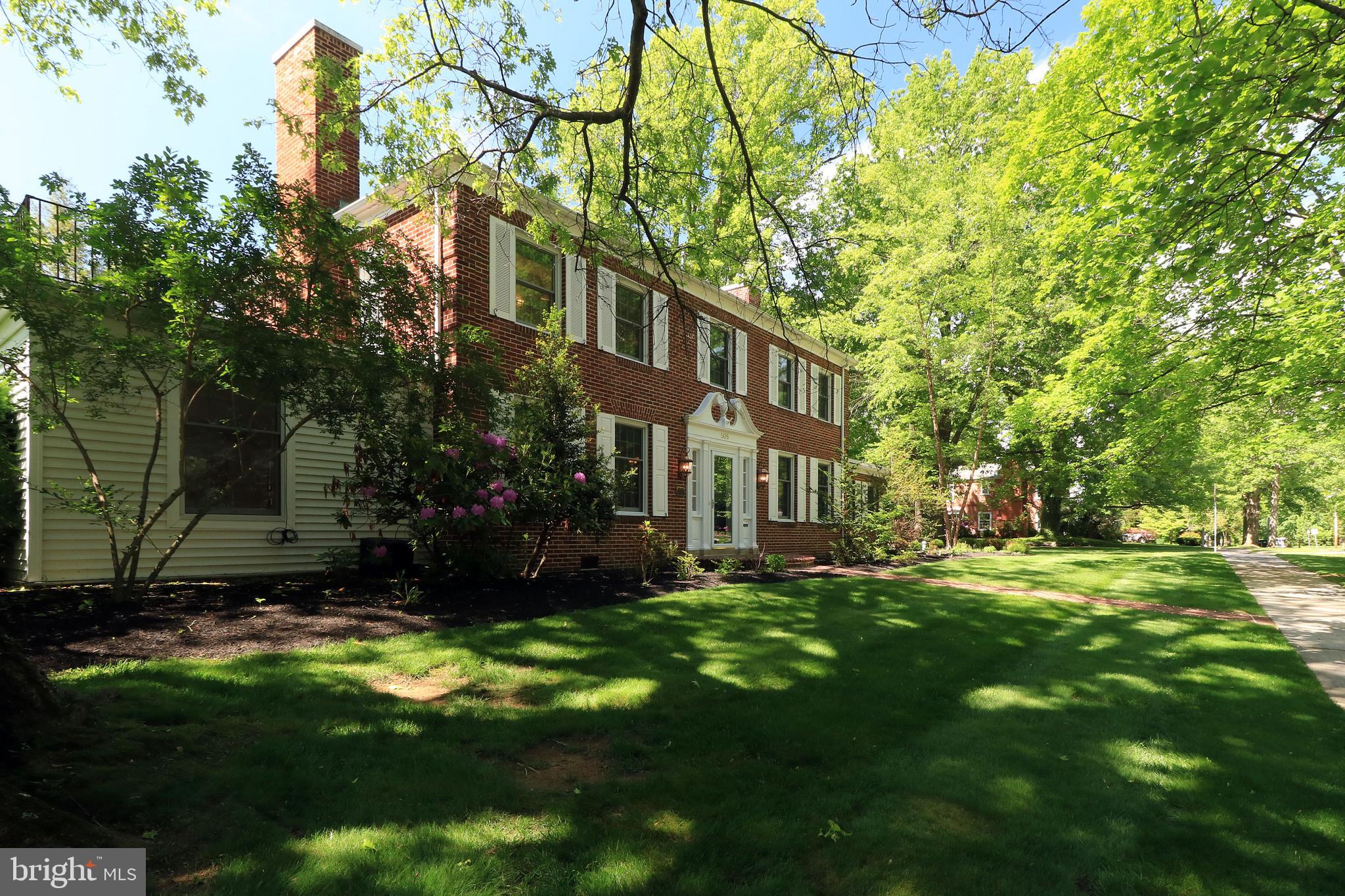 COLLEGE HEIGHTS - Residential