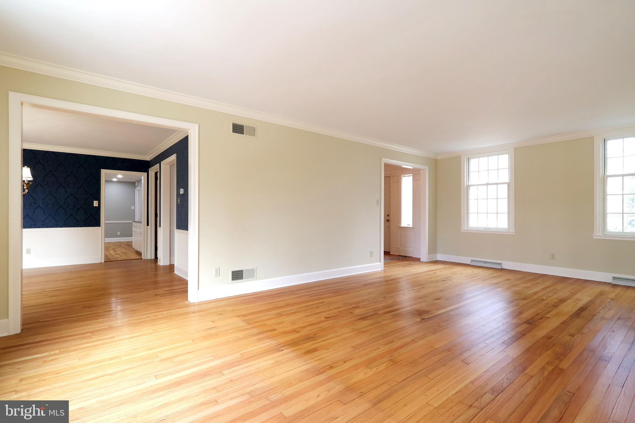 COLLEGE HEIGHTS - Residential