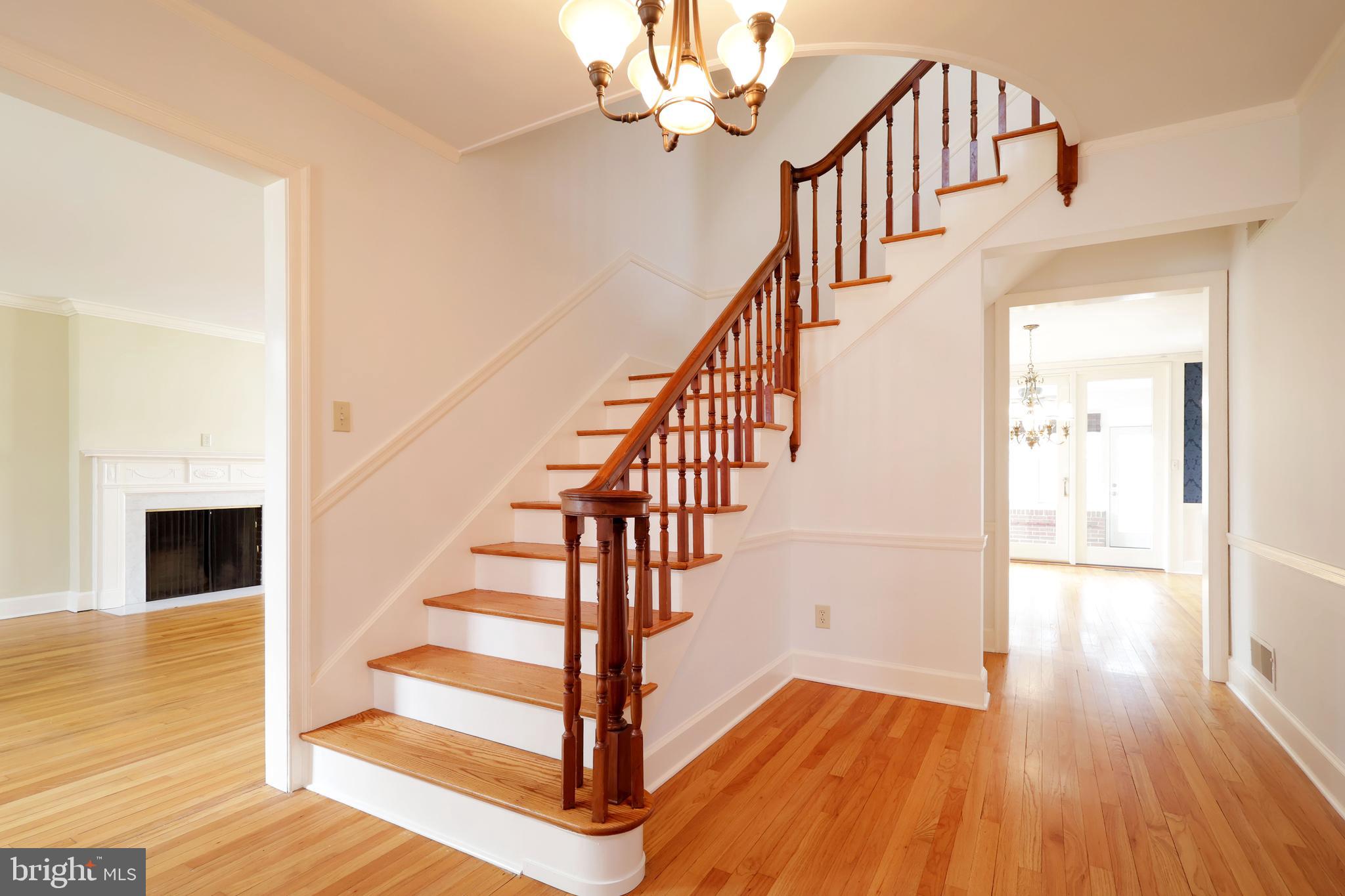 COLLEGE HEIGHTS - Residential