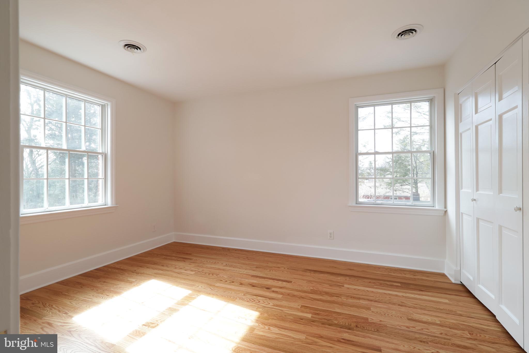 COLLEGE HEIGHTS - Residential