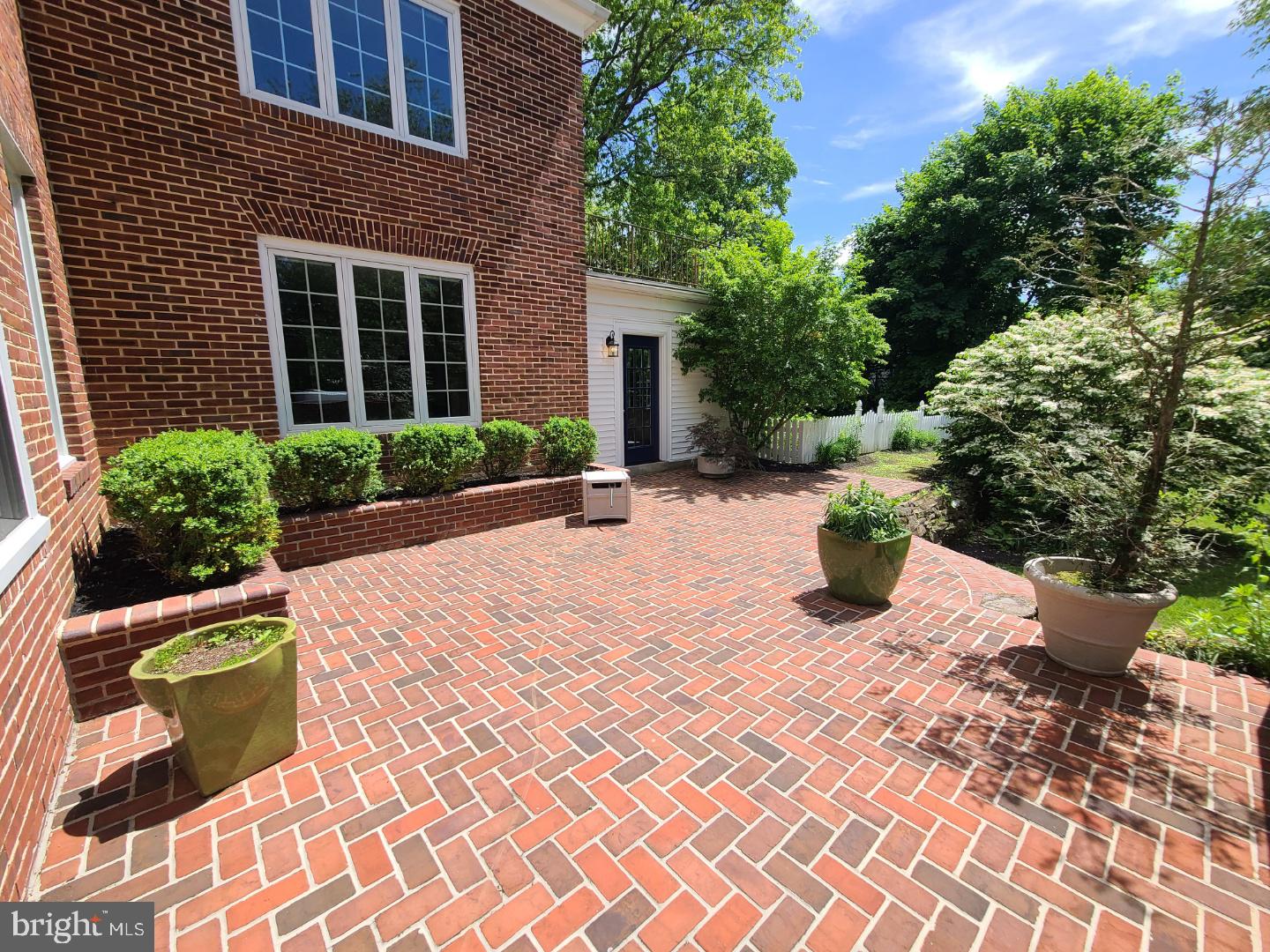 COLLEGE HEIGHTS - Residential