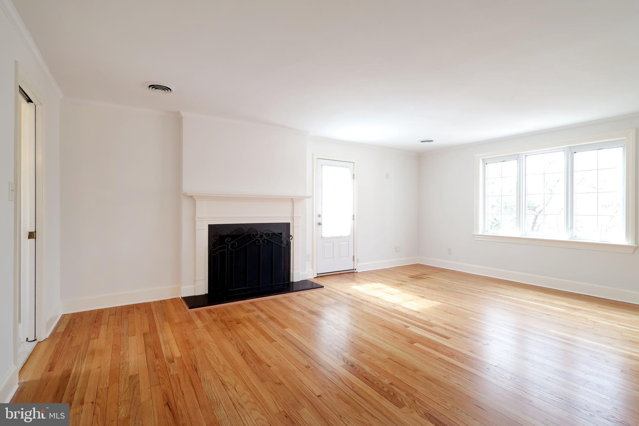 COLLEGE HEIGHTS - Residential