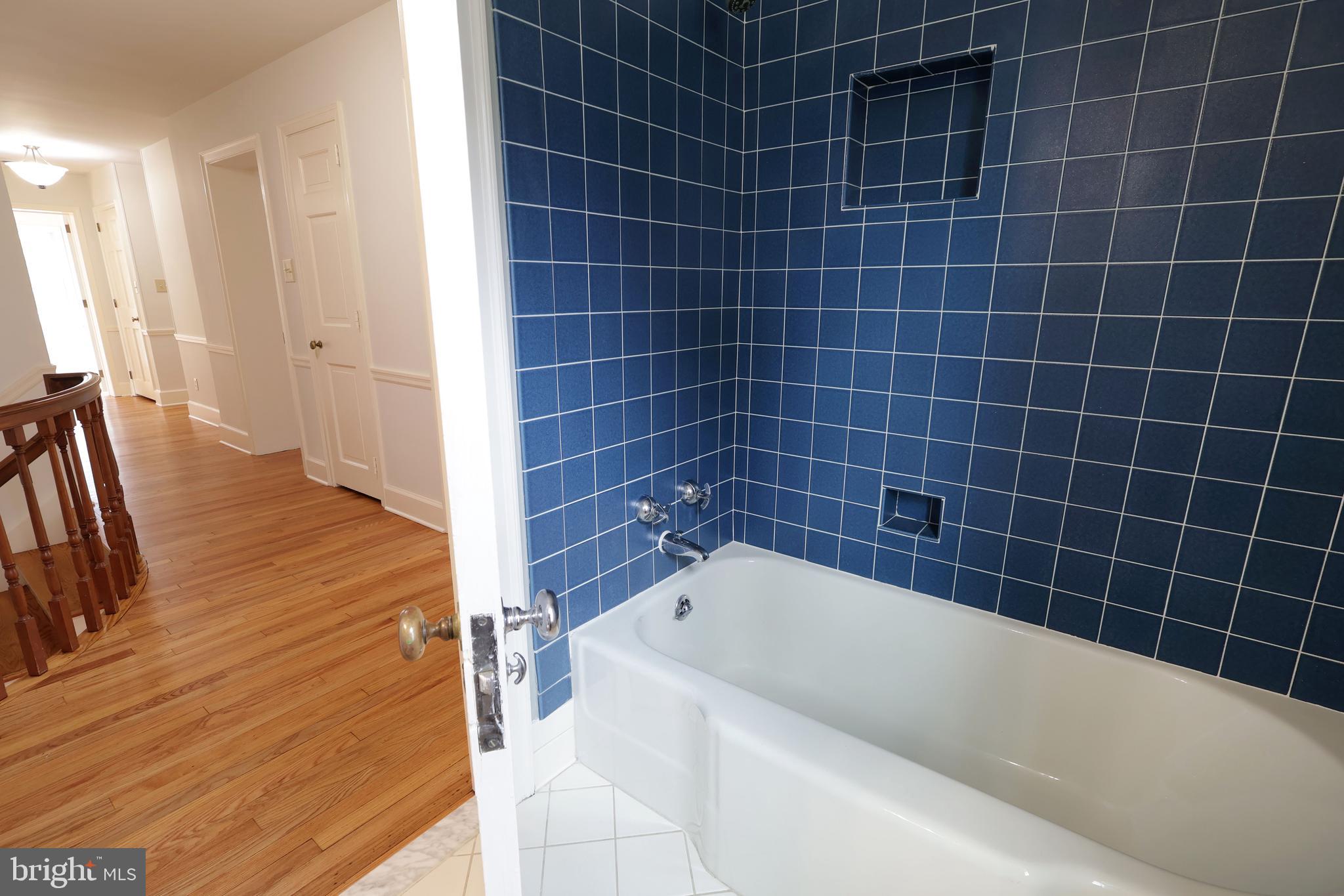 COLLEGE HEIGHTS - Residential