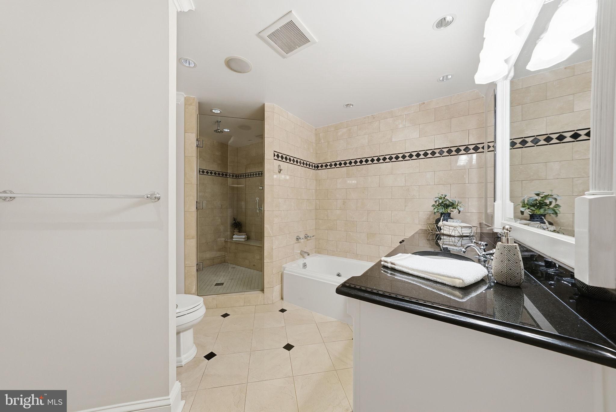 ROSSLYN - Residential