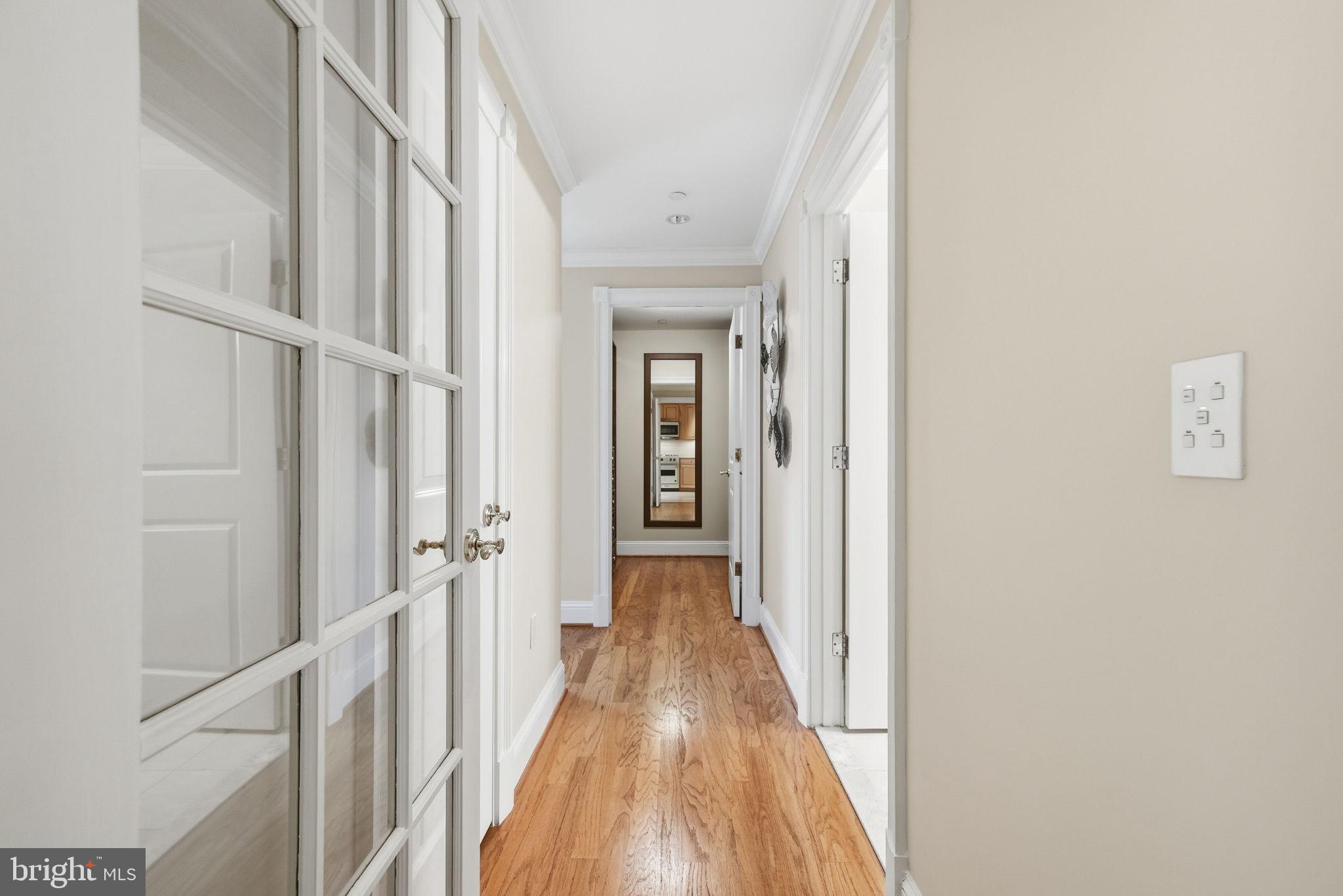 ROSSLYN - Residential