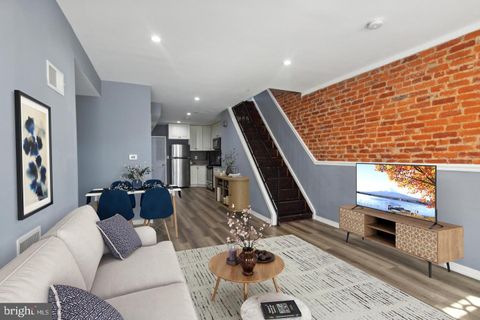 Townhouse For Sale - 2444 N Cleveland Street<br/> PHILADELPHIA, PA 19132
